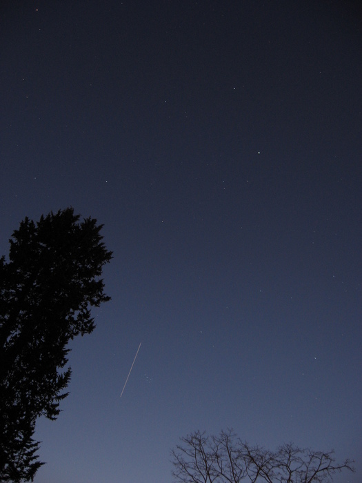themos / Photos / ISS + Pleiades